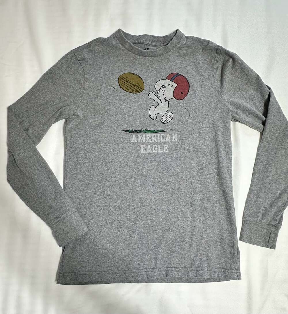 American Eagle x Peanuts Snoopy Football Long Sleeve Gray T-Shirt XS